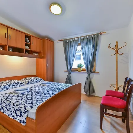 Druzinec Apartment *